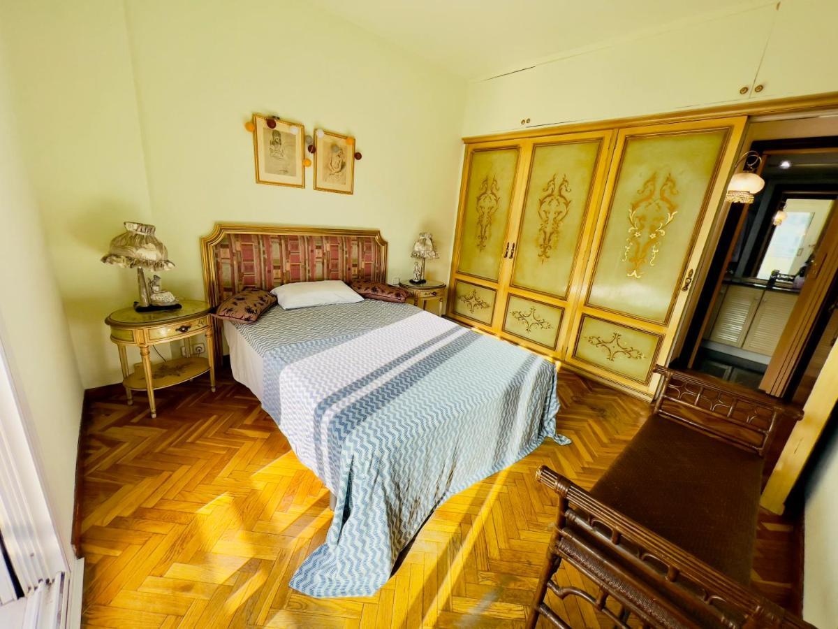 Alloggio in famiglia Your Second In With Private And Private Bathroom Close To Montjuic, Pl Espana, La Rambla, Ferry Port